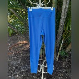 Girlfriend Collective Blue Ribbed Leggings. Cozy, athleisure, Pilates, yoga